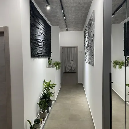 Alojamento de Acomodação e Pequeno-almoço Downtown 3*