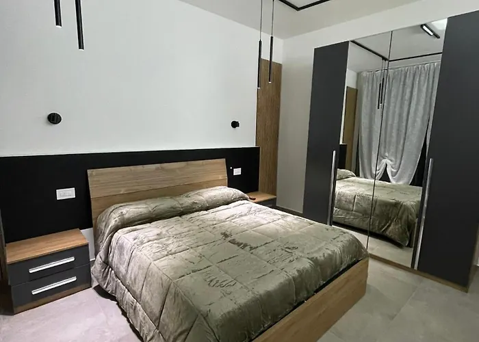 Downtown Bed and breakfast 3*